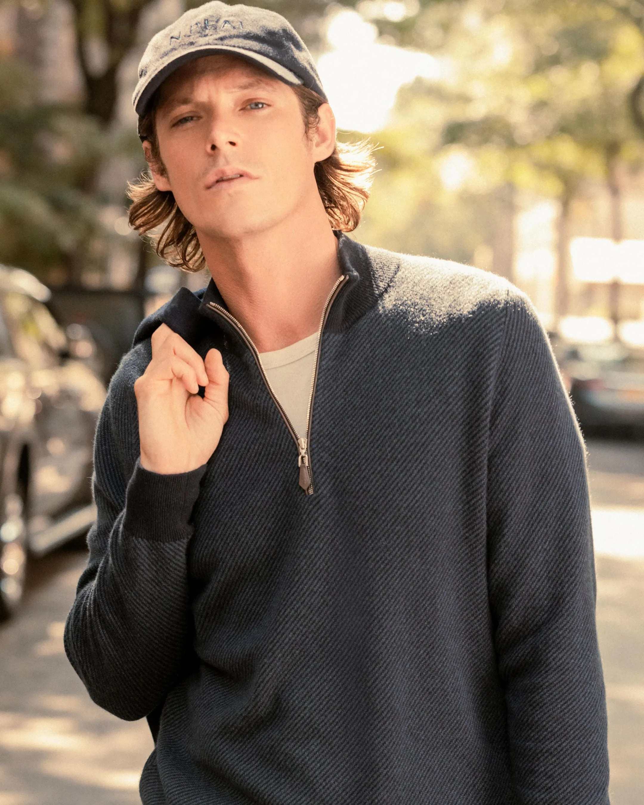 Men's Temple Jacquard Half Zip Cashmere Sweater Navy Blue