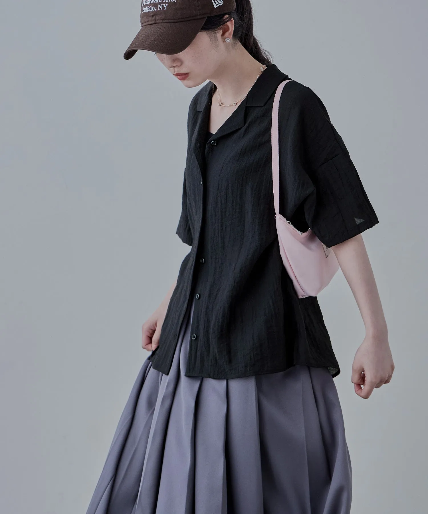 Relaxed open collar shirt