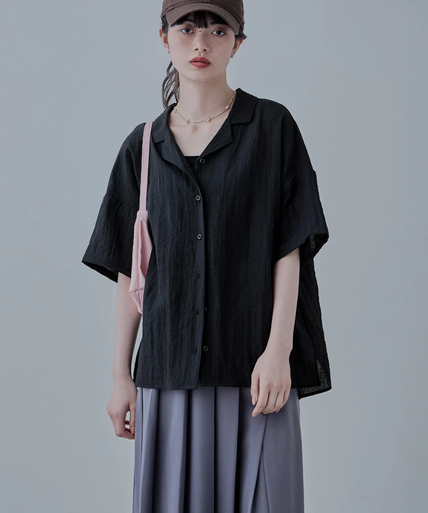 Relaxed open collar shirt