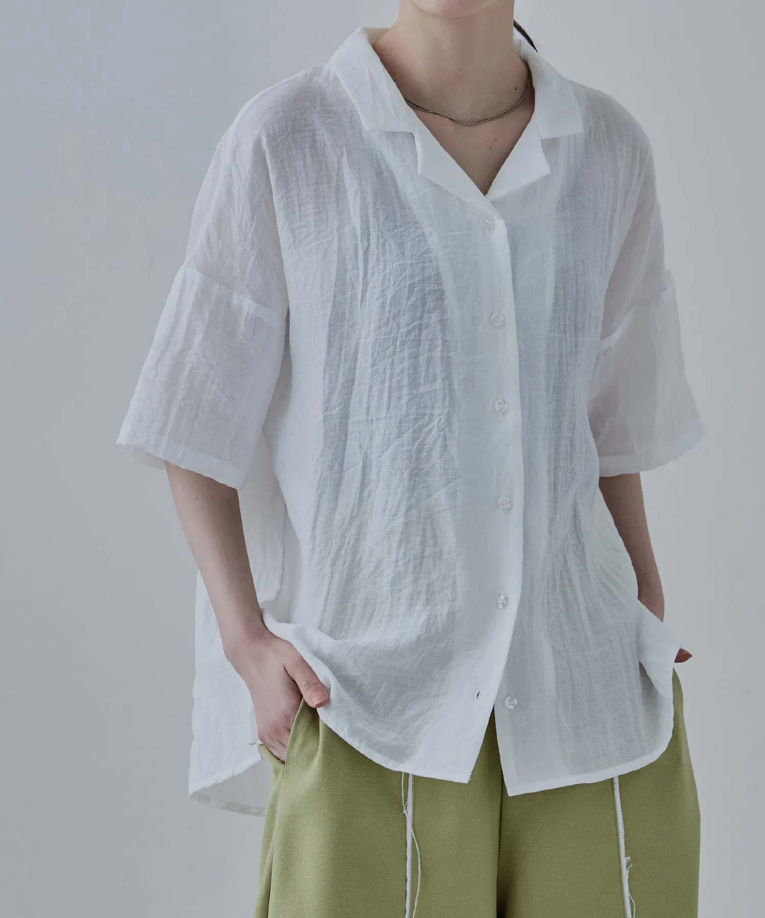Relaxed open collar shirt