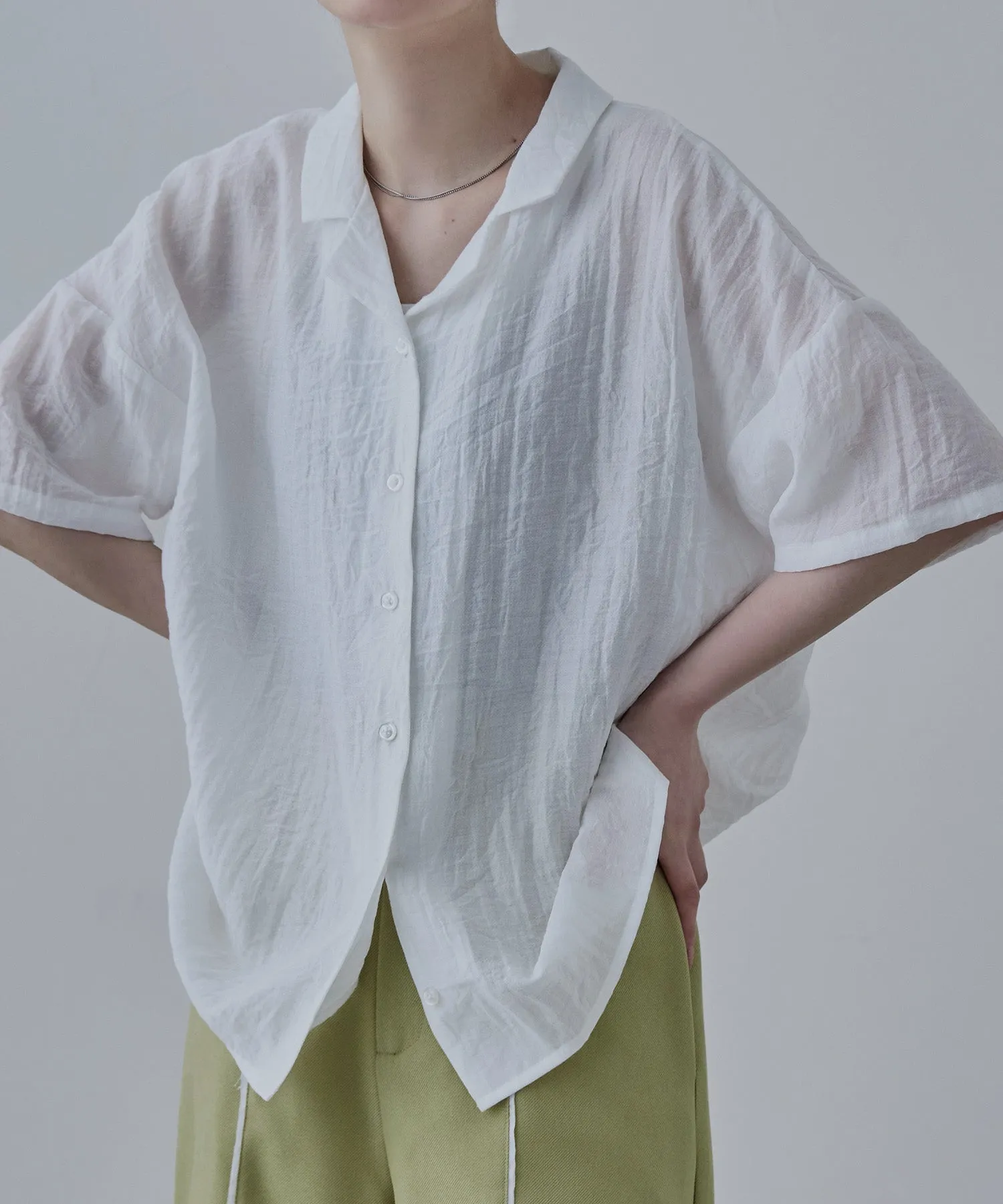 Relaxed open collar shirt