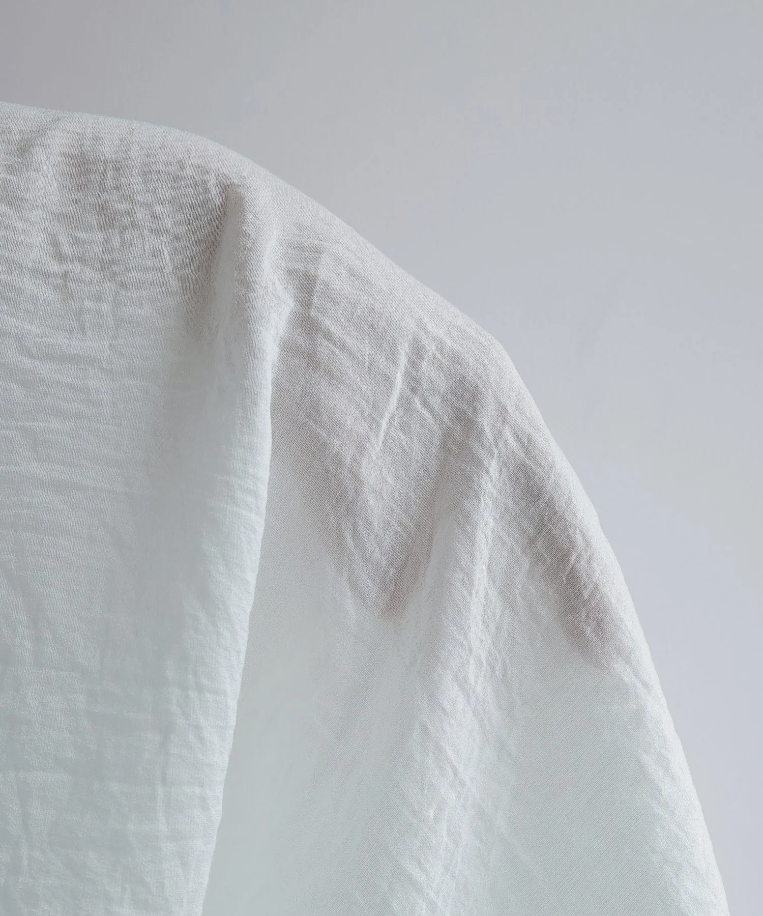 Relaxed open collar shirt