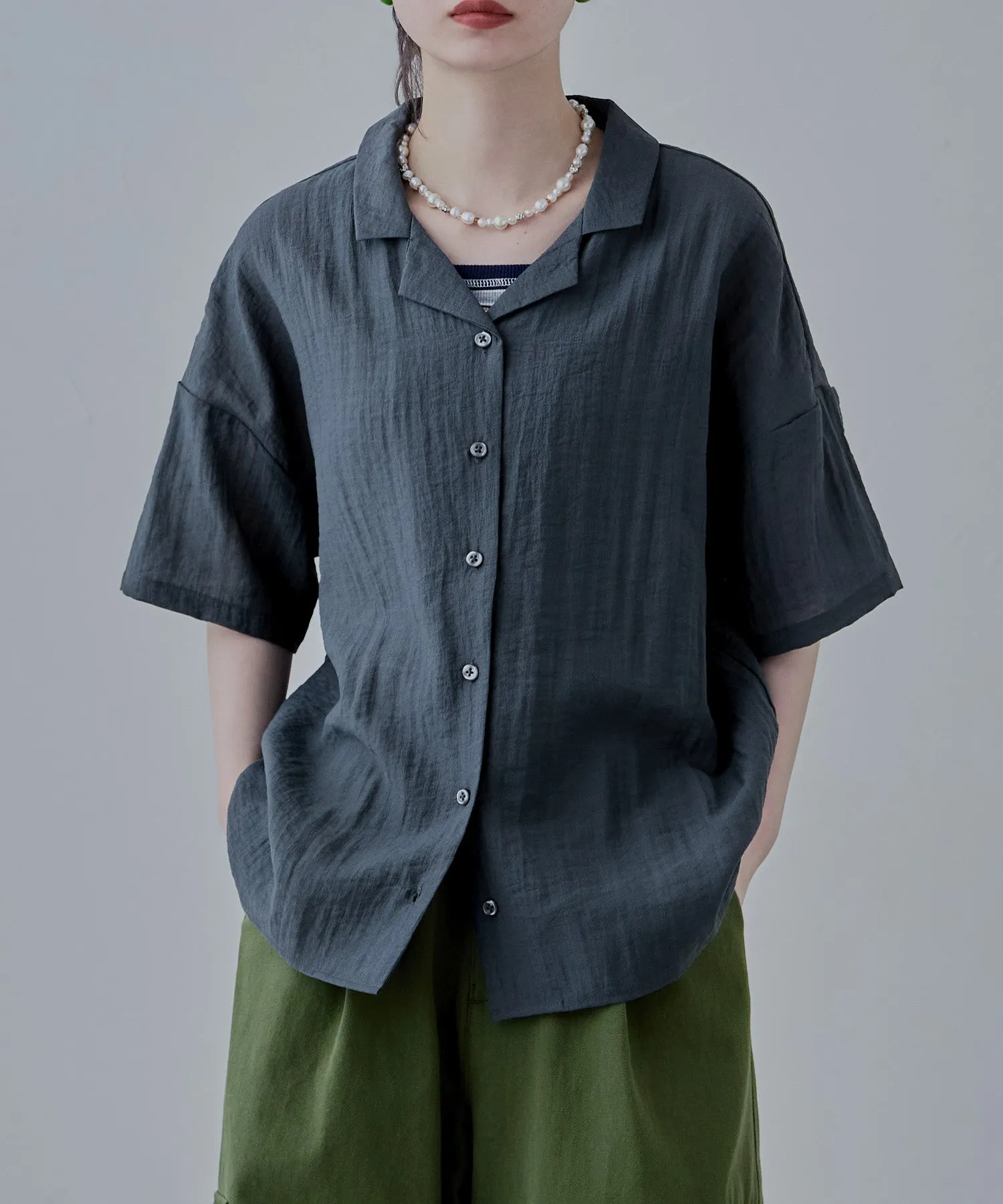 Relaxed open collar shirt